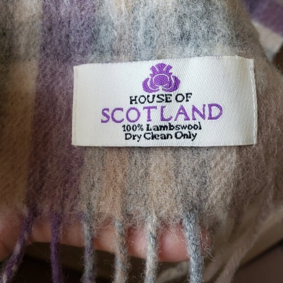 House Of S otland Plaid Fringe S arf in Purple and Tan Lambswool - Picture 3 of 4
